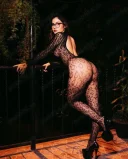 Buna numele meu este vanessa - imagine 3