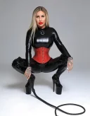 Transexuala dominatoare activa prima data in targul mures - imagine 1