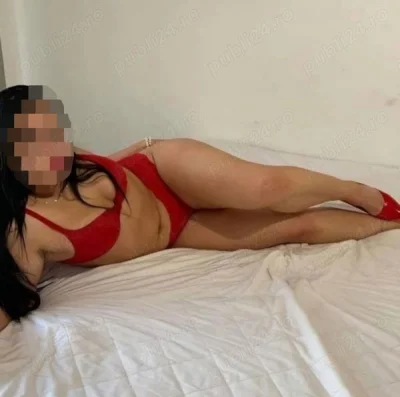 Bruneta Apetisanta! Tineretului Shaormeria Dristor