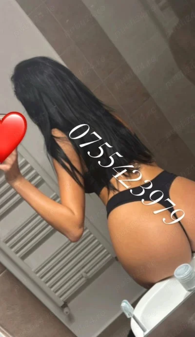 Amyra bruneta top iris