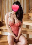 Bruneta senzuala doar pentru tine nu ezita sa ma suni - imagine 4