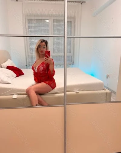 Buna sunt oana am revenit in oras pentru cateva zile