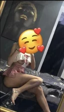 Sunt noua am 19 ani te astept la mine - imagine 1