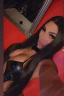 Buna sunt pantera 1 70 inaltime 65 de kg transexuala de lux siliconata marimea 450 - imagine 1