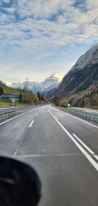 Caut partenera pentru relatii ocazionale