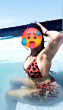 Buna ma numesc luisa si am 20 de ani - imagine 1