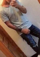 Salut sunt alex 21 ani bisexual fac si party - imagine 2