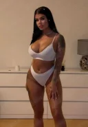 Pasionala sexy 27 de ani madania - imagine 1