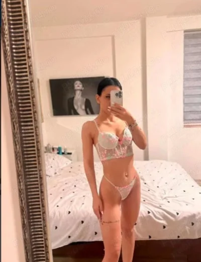 Buna ma numesc maria