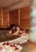 Tanar discret pentru doamne sau domnisoare - imagine 1