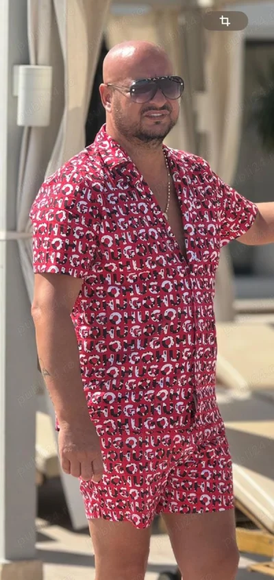 Companie doamnelor si domnisoarelor