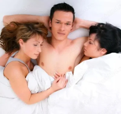 Cuplu cautam o doamna bi