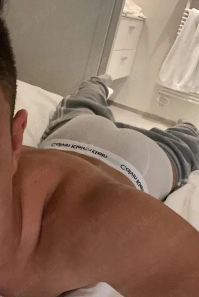 Vlad vers boy discretie si seriozitate