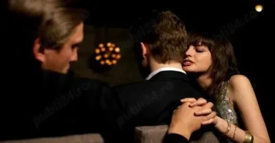 Barbat bi caut cupluri