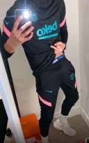 Baiat tanar dotat cateva zile in orasul tau - imagine 2