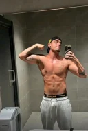 Baiat bisex versatil - imagine 4