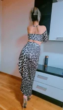 Blonda finuta gata de rasfat - imagine 2