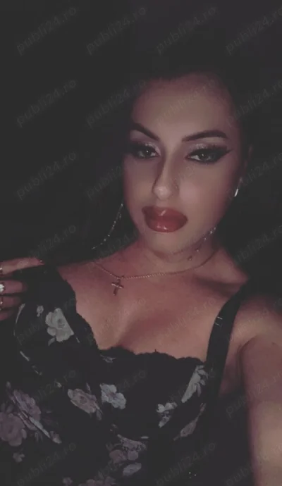 Buna pentru prima data la tine in romania sunt din ucraina o transexuala bruneta feminina