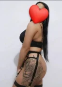 Eu sunt jesica bruneta si jucausa pentru tine - imagine 1