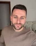 Un barbat desavarsit si manierat - imagine 5