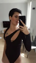 Elena bby forme la mine sau la tine - imagine 1