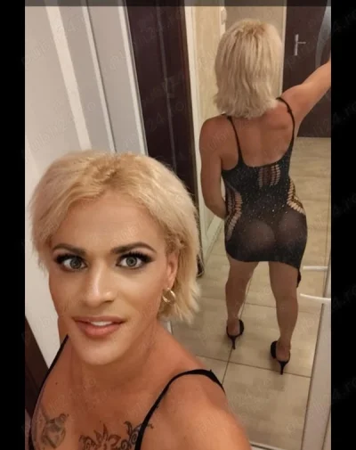 Buna am 33 de ani sunt un baiat foarte dotat