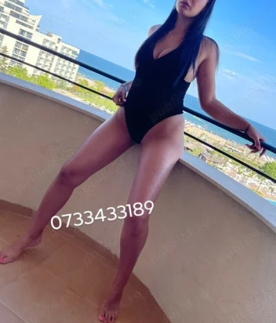 Doar pentru cupluri ema bi 23 ani 178 cm 65 kg bruneta