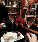 Barbat educat, 40 ani, Caut relatie discreta si reciproc avantajoasa - imagine 2