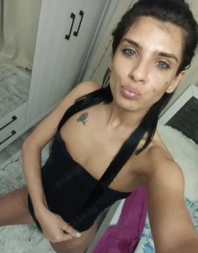 La mine sau la tine elena caut colega