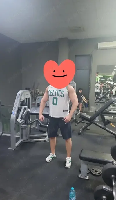 Nou pe site ofer discretie