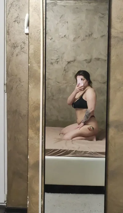 Poze 100 la 100 reale confirmare doar la locatie cu tatuajele