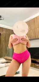 Emily noua in oras 100 poze reale - imagine 2