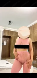 Emily noua in oras 100 poze reale - imagine 3