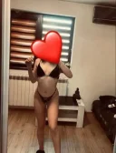 Buna noua in oras new girl - imagine 2