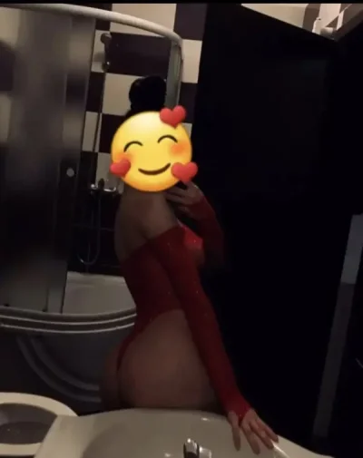 Noua la tine in oras bruneta 100 reala