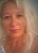 Doamna matura 60 de ani - imagine 2