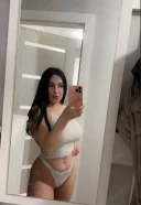 Bruneta sexy - imagine 3