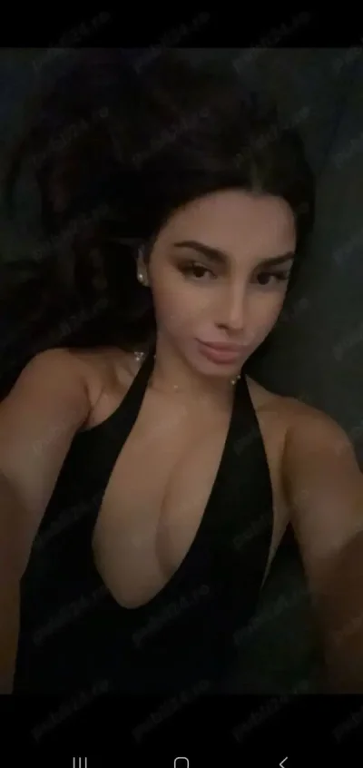 Iuliana cea mai sexy si atragatoare pentru ochii tai