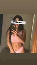 New piercing intim bruneta - imagine 3