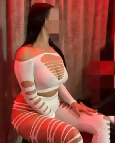 Bunaaa sunt noua la tine in oras fac si deplasariii