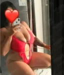 Brunetika frumusica - imagine 1