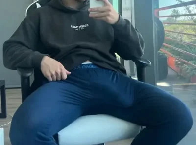 Kinky curat controlat