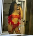 Am si colega bruneta noua aici - imagine 1