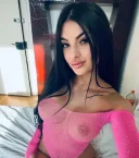 Bruneta siliconata la mine sau la tine - imagine 5