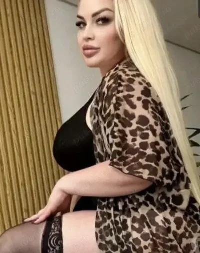 Buna numele meu este denisa