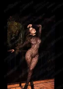 Fata cu ochelari reala fantezia ta - imagine 1