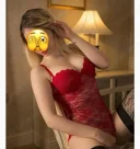 Blonda cu naturale pregatita sa te cucereasca - imagine 4