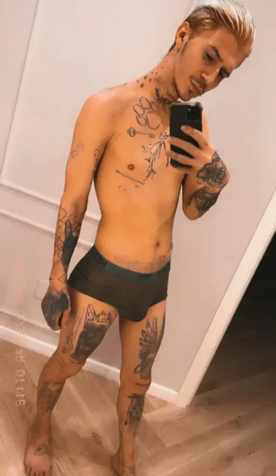 Aici doar pentru tine