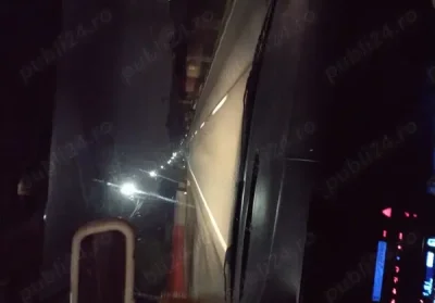 Pentru domnisoare doamne sau cupluri