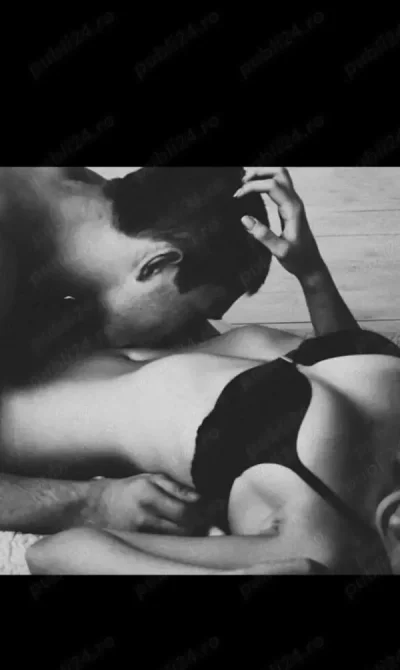 Rog barbatii si cuplurile sa nu ma deranjeze nu sunt interesat multumesc mult pentru intelegere